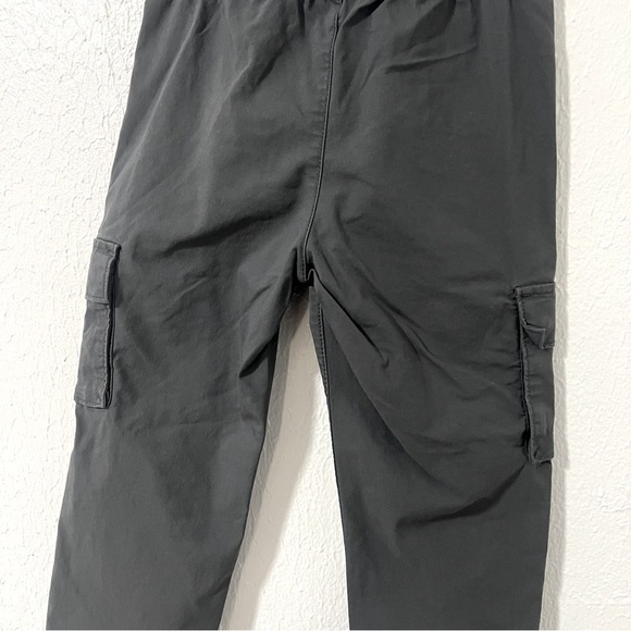 Old Navy Boys Size Small (6-7) Dark Gray Built-In Flex Tech Tapered Cargo Pants - Picture 5 of 8